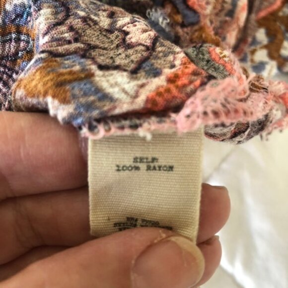 Buckle Paisley Print Peplum Tank Top - Picture 10 of 10